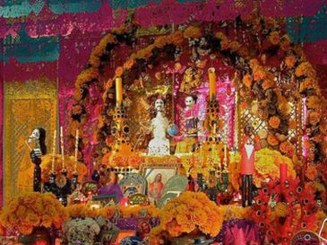 En el mensaje también se compartió una liga de la plataforma Contigo en la Distancia, para que los internautas conozcan diferentes tipos de altares y ofrendas. TWITTER/ @cultura_mx