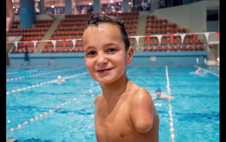 A pesar de no contar con apoyo público, Ismail tiene un futuro brillante en el mundo de la piscina. EFE/V. Hasanbegovic
