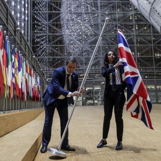 Seguirá GB en programas de UE