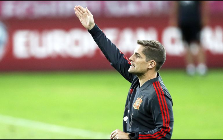 Robert Moreno dirigió a la selección de España en nueve partidos cuando Luis Enrique tuvo que dejar el cargo por un problema familiar. EFE / ARCHIVO