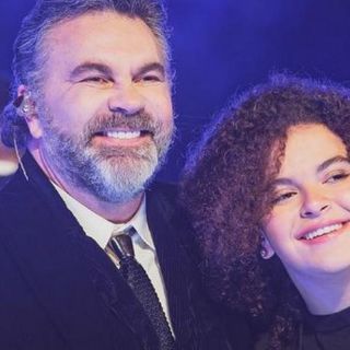 Lucero conmovida por interpretación de "El privilegio de amar" de Mijares y su hija