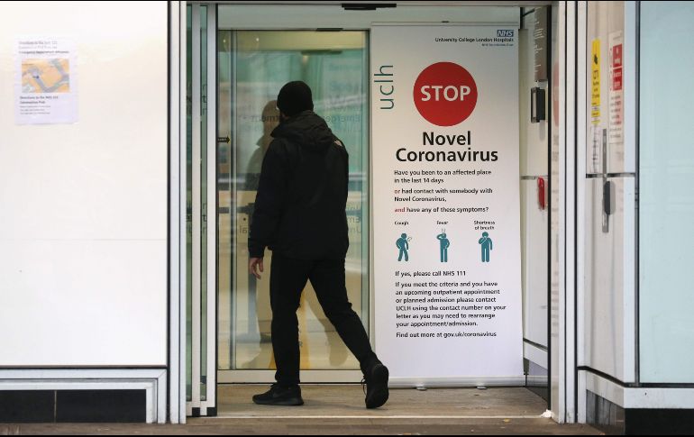 Hasta el pasado día 22 había 21 mil 286 personas hospitalizadas por COVID-19 en el Reino Unido, pero se estima que ese dato ha aumentado en los últimos días. AFP/ARCHIVO