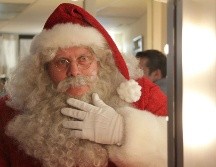 La visita del personaje el pasado 4 de diciembre pudo haber desencadenado un brote de la enfermedad al interior del asilo. SUN