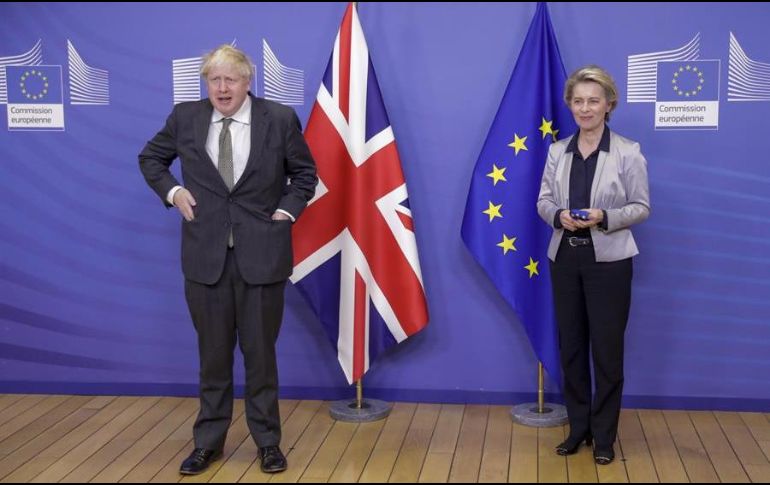 Londres y Bruselas llegaron a un nuevo acuerdo de libre comercio el 24 de diciembre. EFE/O. Hoslet
