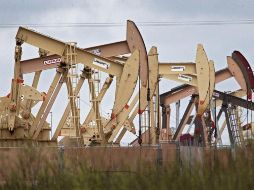 El barril de crudo registró ganancias a pesar de perspectivas poco alentadoras sobre la demanda. EFE/ARCHIVO