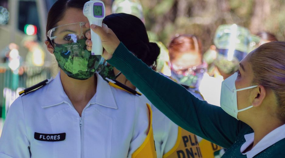 Si bien hasta ahora no se ha presentado la denominada ''sindemia'', que sería la combinación de influenza y COVID-19, aún se debe esperar lo que ocurra en enero. EFE / J. Pazos