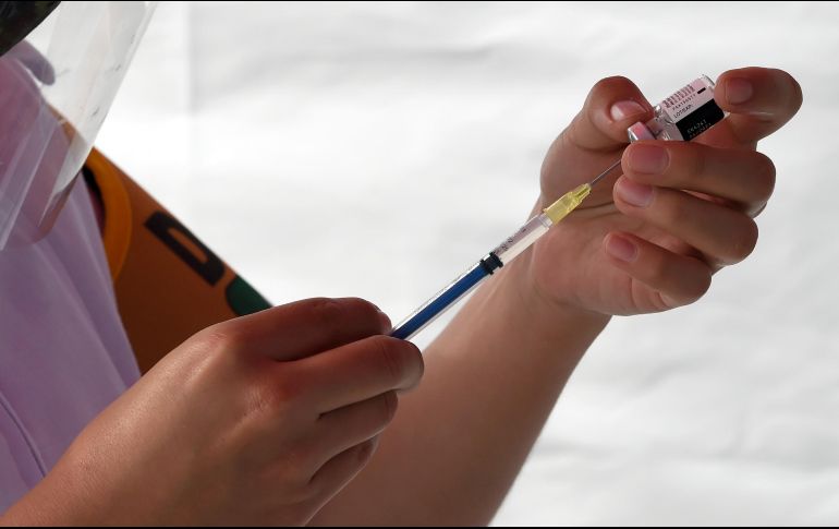Como parte del filtro de seguridad que aplicará la Secretaría de Salud estatal, destaca la identificación precisa de cada uno de los médicos y su lugar de adscripción. AFP/ARCHIVO