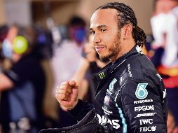 Hamilton es el cuarto piloto de Fórmula 1 en ser nombrado caballero después de dos compatriotas británicos, sir Stirling Moss y sir Jackie Stewart. AP