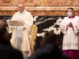 El sumo pontífice no presidió la misa de Año Nuevo debido a una ciática, su homilía fue leída por el cardenal Pietro Parolin. EFE/A. Tarantino