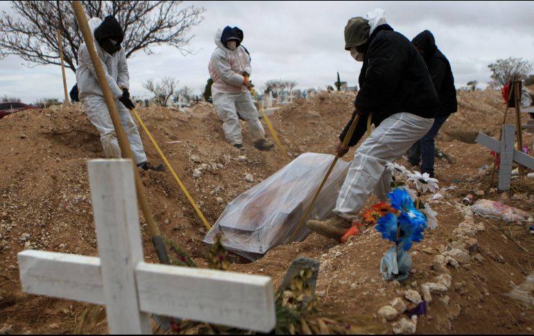 En Estados Unidos, han fallecido un promedio de poco más de dos mil 500 personas en los últimos siete días. EFE / ARCHIVO