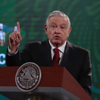 AMLO pide a universidades eliminar cuotas