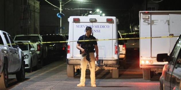 Comando armado asesina a cinco personas en Le&oacute;n