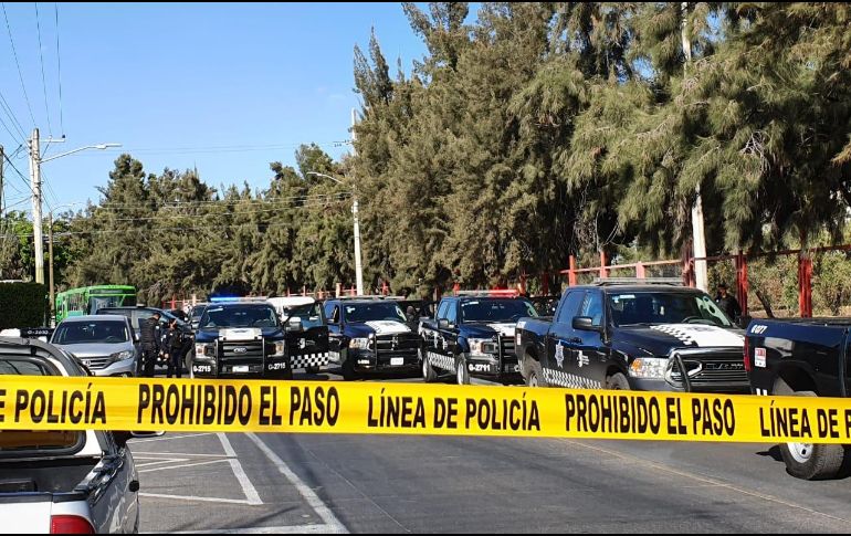 Varias unidades de la Policía de Guadalajara atienden los reportes de emergencia. EL INFORMADOR