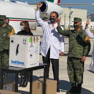 Coronavirus: llegan vacunas de Pfizer a Nuevo León