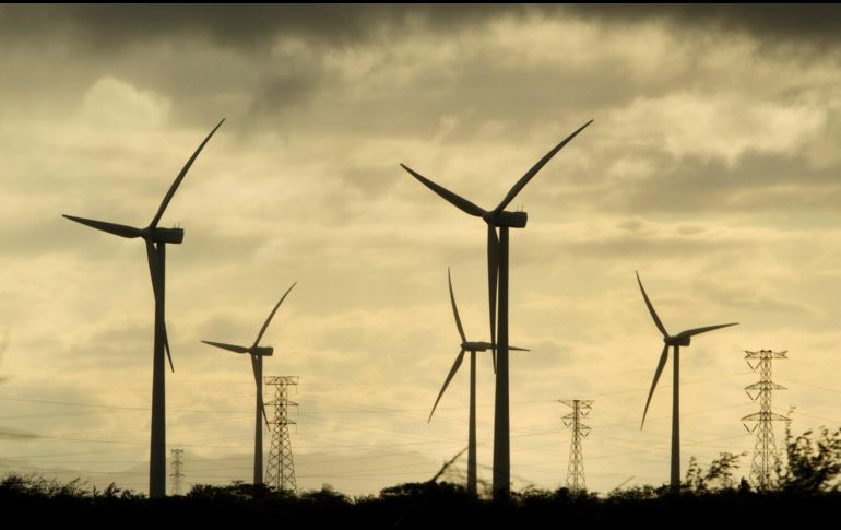 López Obrador ha acusado a empresas extranjeras, en particular españolas del sector energético y de infraestructura, de ejecutar contratos 