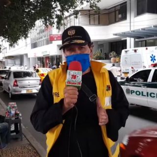 Reportero informa en vivo la muerte de su esposa por COVID-19