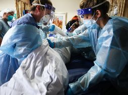 Una nueva variante más contagiosa del coronavirus se propaga por el mundo, y también por Estados Unidos. AFP/ARCHIVO