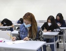 Al haber solo una versión para un examen que se aplicó en cinco diferentes horarios durante tres días diferentes, esta comenzó a circular. ESPECIAL/ Universidad de Guadalajara