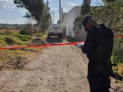 Personal forense trasladó a la víctima al IJCF para continuar con la pesquisa. ESPECIAL