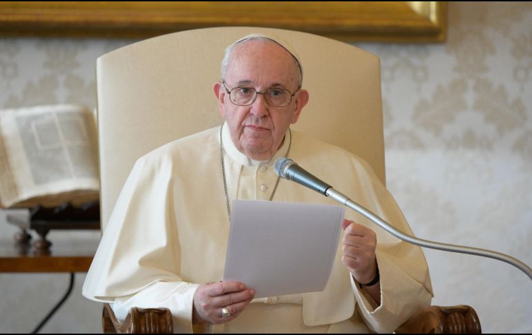 El Papa Francisco ha destacado en numerosas ocasiones en su pontificado la importancia de atender a los mayores. EFE/ ARCHIVO