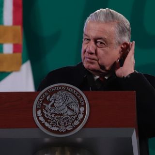 AMLO pide que no haya censura en redes sociales
