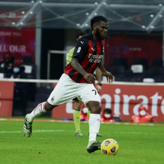 El Milan derrota como local al Torino