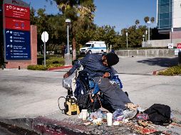 DETERIORO. La recesión económica de EU por el COVID-19 ha aumentado la precariedad y la pobreza.  EFE