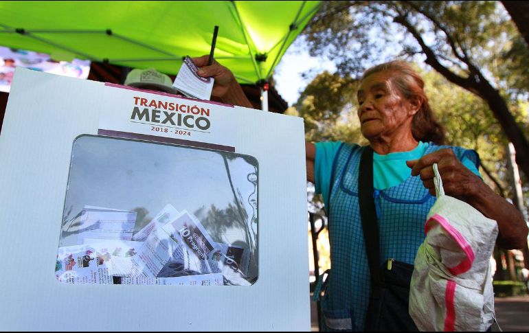 Recordaron que el Consejo de Participación Ciudadana será el encargado de avalar la aplicación de mecanismos como la consulta popular, el referéndum, plebiscito o revocación de mandato. NTX / ARCHIVO
