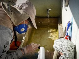 En 2020 se visitaron 2 millones de viviendas para realizar trabajos de control larvario, más de 600 mil casas fueron en la Zona Metropolitana de Guadalajara. ESPECIAL/Gobierno de Jalisco/ARCHIVO