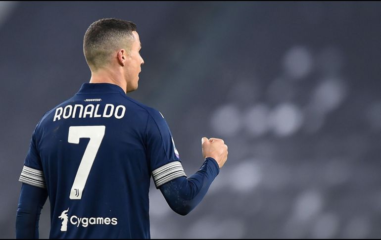 Al portugués le costó 1,037 partidos en llegar a esta cifra. EFE / A. Di Marco