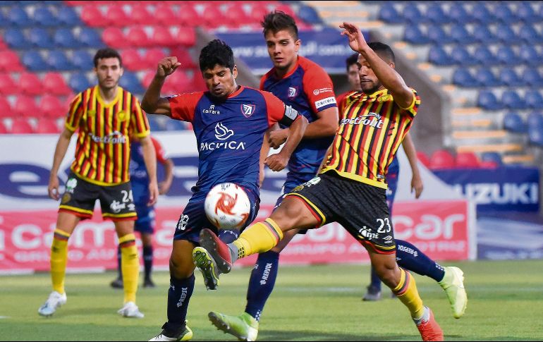 DISPUTA. Una de las pocas cosas que hay en juego en la Liga es la posibilidad de que un equipo de Primera División te reclute. IMAGO7