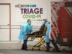 Resaltó que los adultos mayores son un sector prioritario, debido a que esto disminuiría la mortalidad por coronavirus en un 80 por ciento. EFE / ARCHIVO