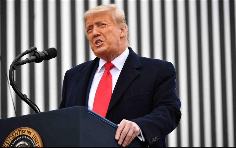 Donald Trump visitó el muro en la frontera con México, en Alamo, Texas. AFP/M. Ngan