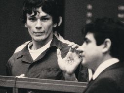 ”Acosador Nocturno: A la caza de un asesino en serie: Miniserie” es lo que llega hoy a Netflix. CORTESÍA / Netflix