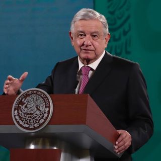 AMLO niega influyentismo en rehabilitación de estadio de beisbol en Chiapas