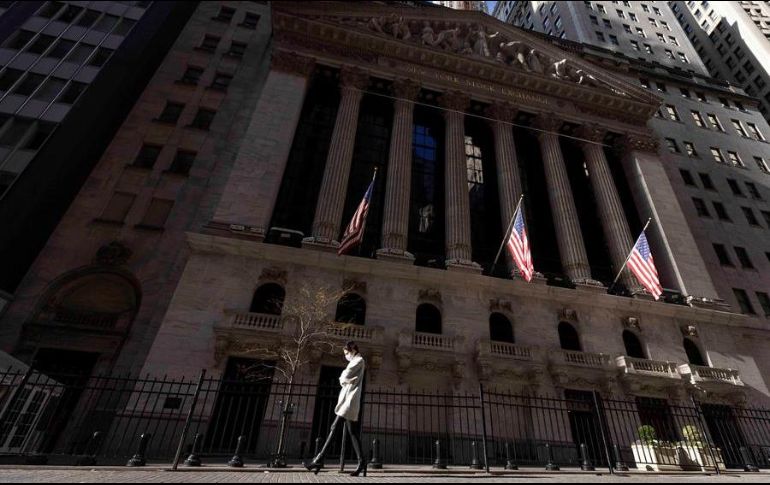 El parqué neoyorquino no tuvo hoy mucho movimiento y el Dow Jones pasó a territorio negativo en los últimos minutos. EFE/ARCHIVO