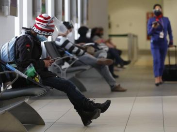 La recuperación de la industria, posible en el segundo trimestre, depende del éxito de la vacunación. EFE/ARCHIVO