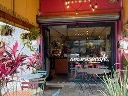 El espacio gastronómico cuenta con instalaciones abiertas para disfrutar de un café. ESPECIAL