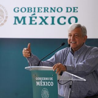 AMLO ofrece ampliar programa Sembrando Vida