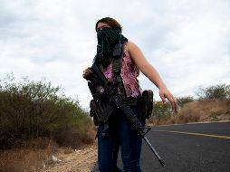 Esa es una de las razones por las que las mujeres decidieron tomar las armas: cada vez hay menos hombres en la tierra caliente de Michoacán. AP