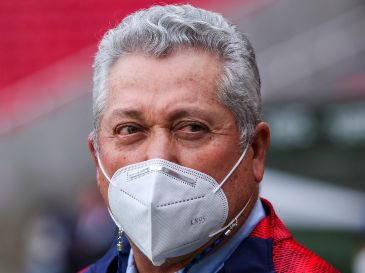 Víctor Manuel Vucetich señaló que se queda con la mejoría mostrada por Chivas en la recta final del encuentro. IMAGO7