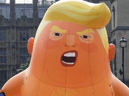 ARTE INFLABLE. La curiosa figura representa, según el museo, la resistencia de un sector social en Londres ante la visita de Trump. EFE