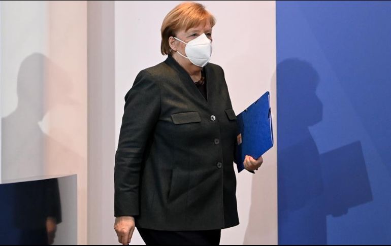 La canciller alemana, Angela Merkel, celebró que las restricciones ya comienzan a 