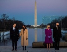Biden visitó una explanada prácticamente vacía debido a las restricciones por el COVID-19 y al aumento de la seguridad tras el asalto al Congreso del 6 de enero. EFE/S. Thew