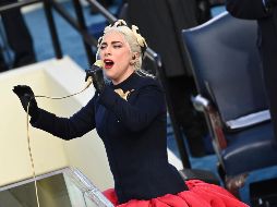 Lady Gaga interpreta el himno nacional estadounidense en la toma de posesión de Joe Biden. AP / S. Loeb
