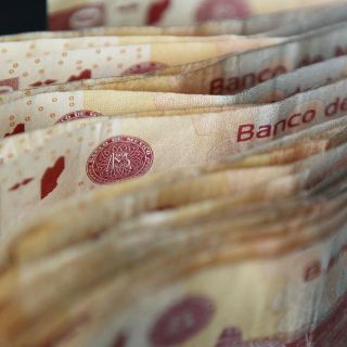 El peso mexicano alcanza su mejor nivel en 10 meses