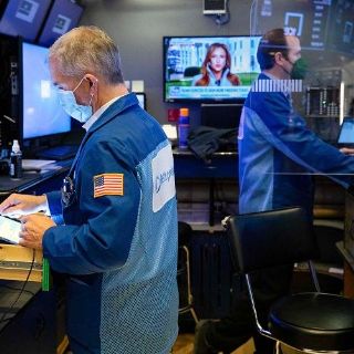 Wall Street cierra con nuevos récords en el Nasdaq y el S&P 500