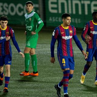 Barcelona sufre, pero avanza en Copa del Rey