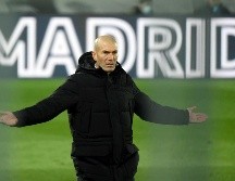 El segundo entrenador del Real Madrid, David Bettoni, será quien dé las instrucciones desde la banca durante el duelo en Alavés, mientras se recupera Zidane. AFP / ARCHIVO
