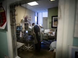 Hay mil 934 personas internadas por COVID-19 en los hospitales de Jalisco. EFE/E. Laurent